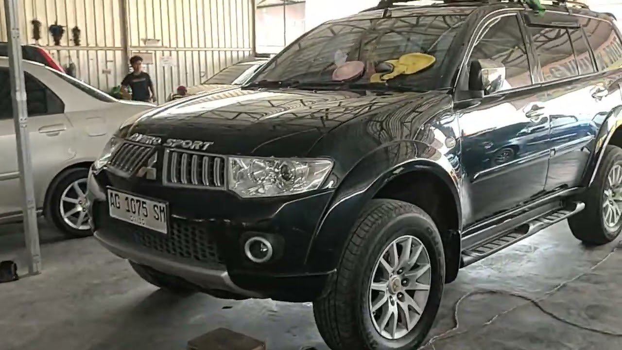 Mobil murah sampai yang mahal redy di kcunk motor juragan . 