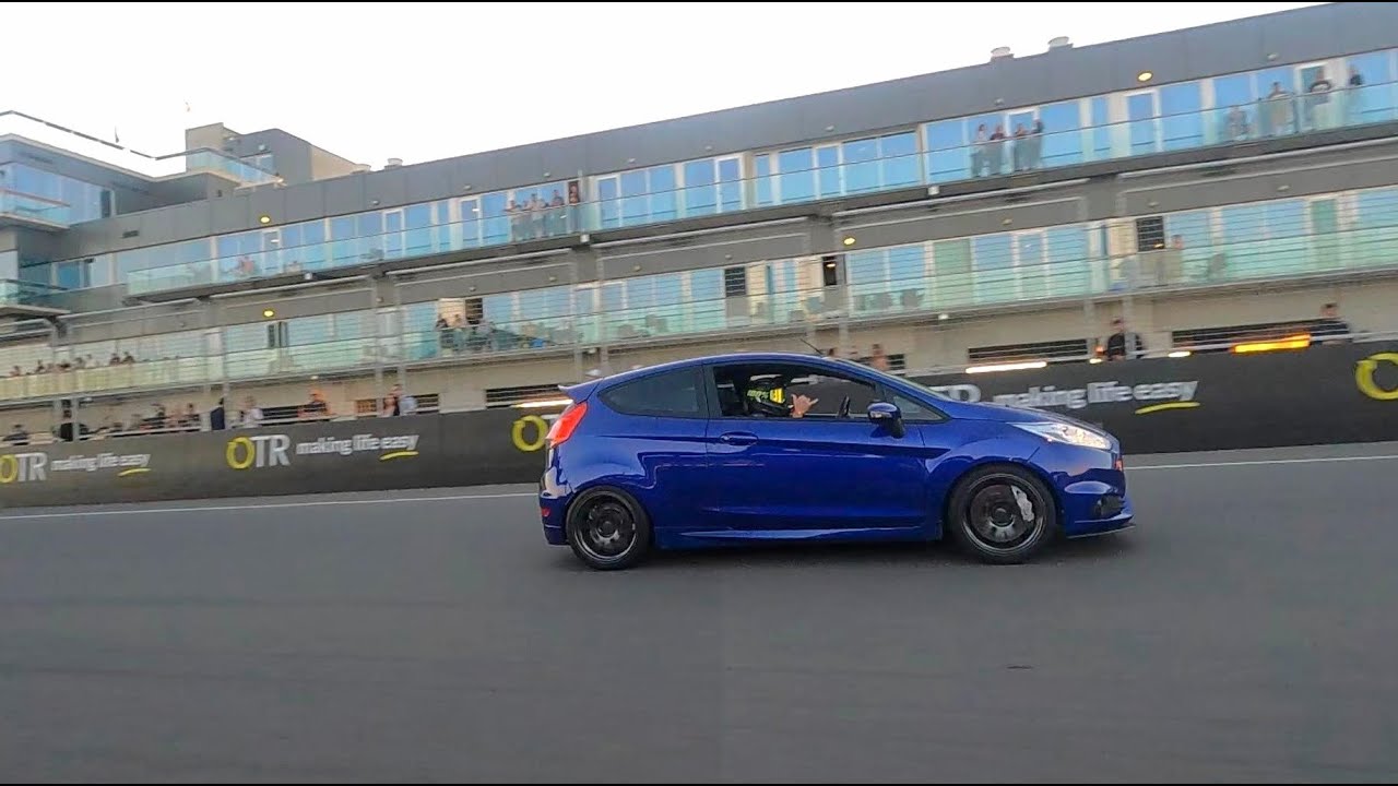 Big Turbo 400hp Fiesta ST Roll Racing