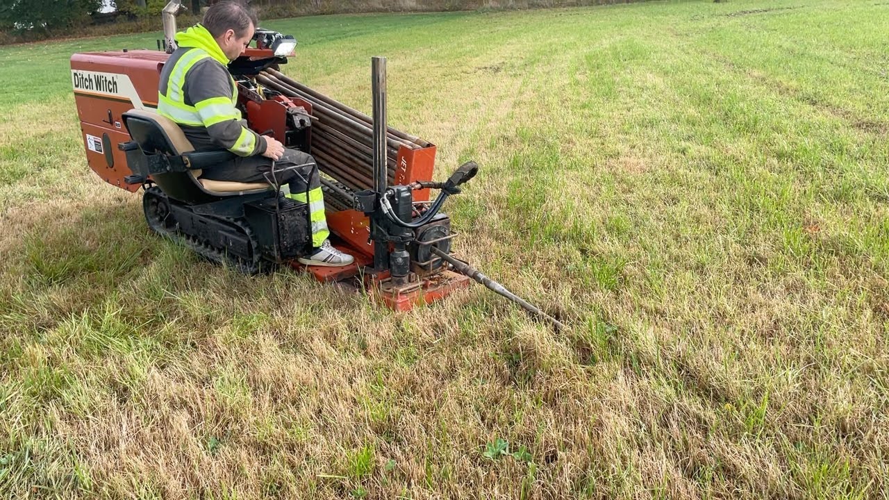 Köp Borrigg Ditch Witch JT520 med Tracker 750 på Klaravik