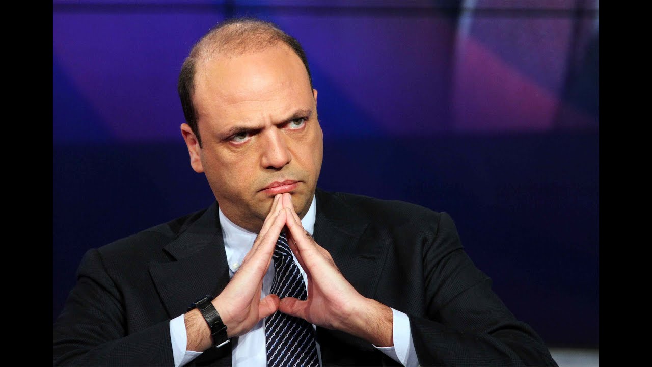 Angelino Alfano: le trascrizioni delle nozze gay vanno cancellate
