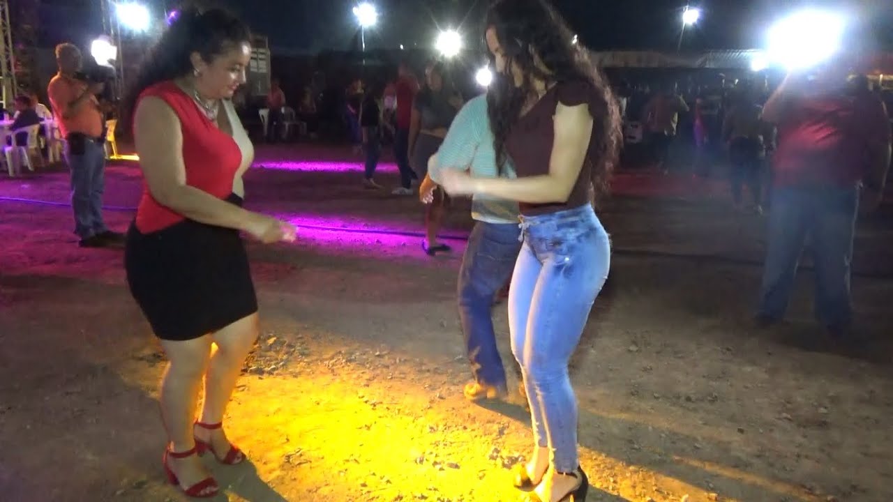 Que Chulo ZAPATEA Esta Muchacha De Pantalon Azul | BAILAZO Expo Cd Altamirano Gro