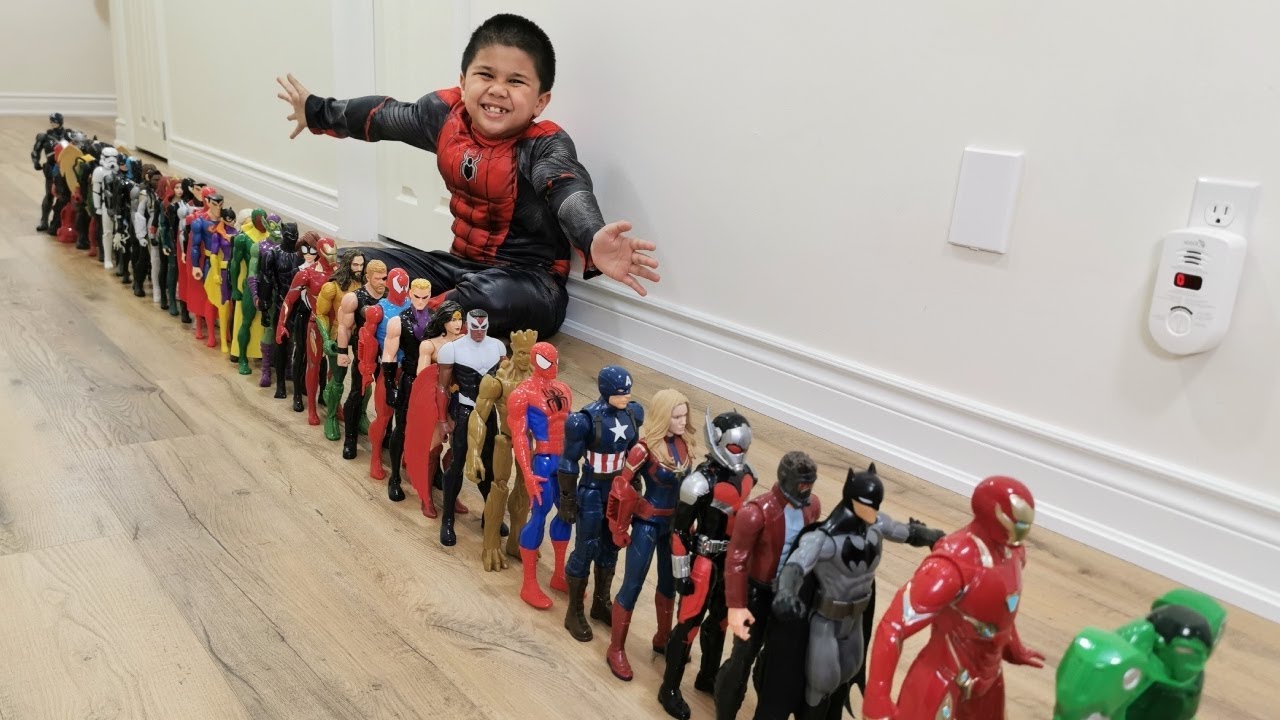 Troy Pretend Play with Marvel Superheroes Toy Figures TBTFUNTV