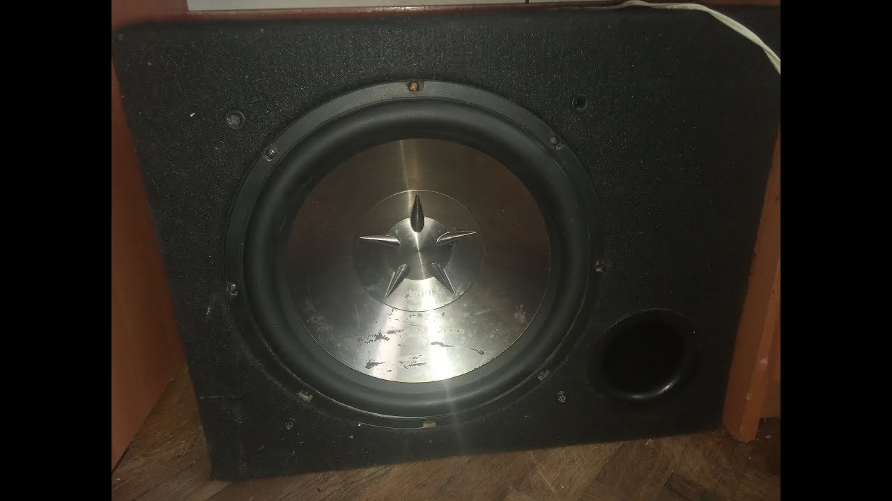 Clarion SW3012B Bass Test