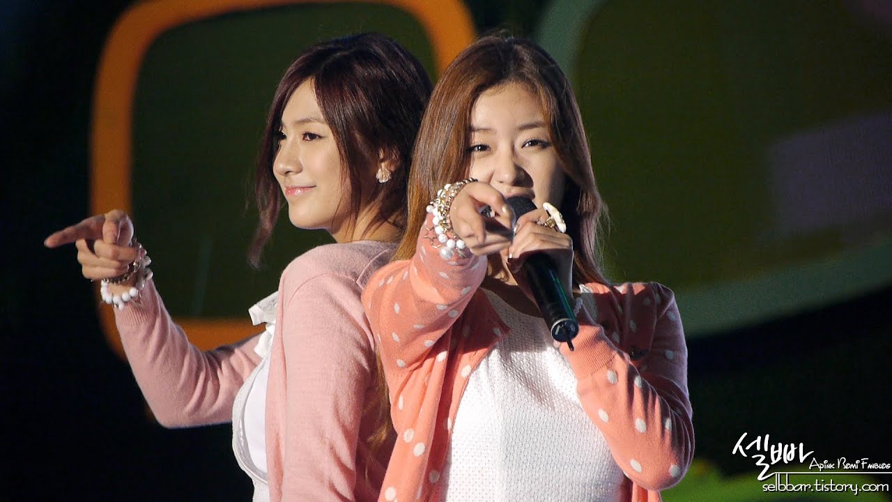 131010 에이핑크 윤보미 - U You 직캠 / I LOVE 충장로콘서트 by 셀빠