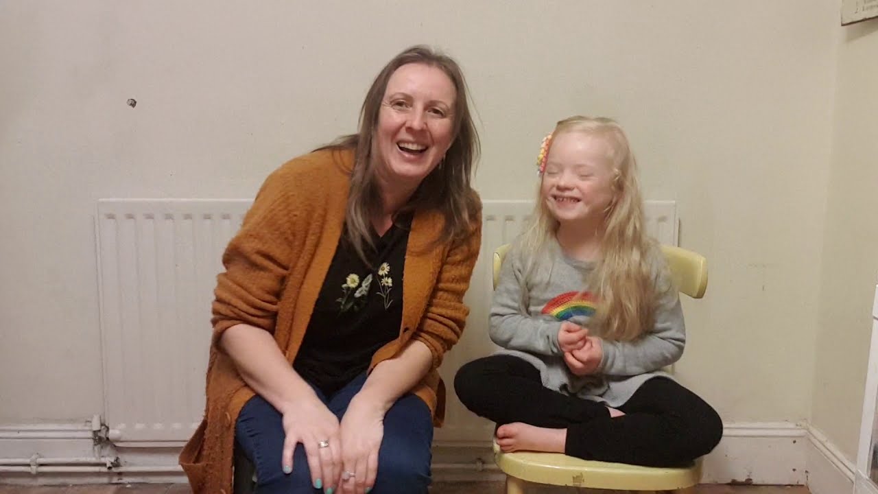 Makaton Sign of the Week - Children