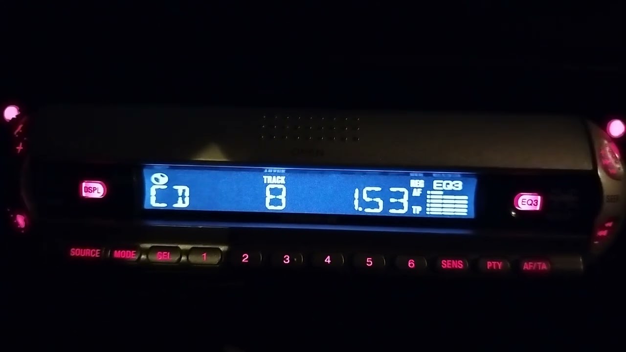 Sony cdx-r3300 (non male come suono, xplod di Sony funziona in maniera soddisfacente)