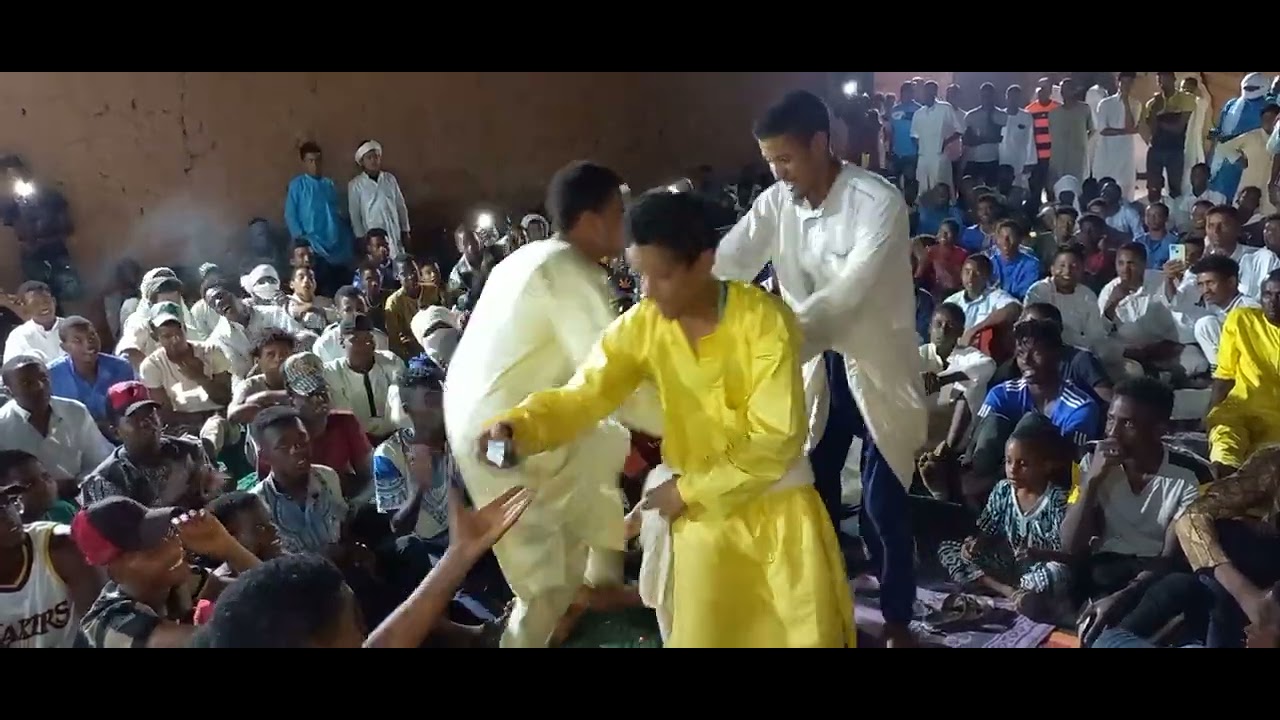 اذا ماشفت هاد الرقصة شغل مزال ماشفت والوو مع العيبي👏👏👏👏👏/عبدو بن عيسى