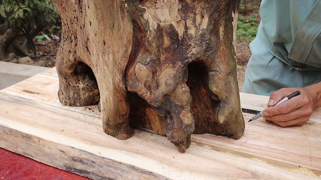 Amazing Wood Recycling Project From Discarded Tree Stumps // Build A Rustic Table For Garden