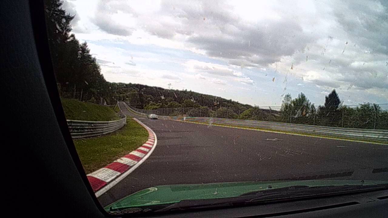petite chasse d un clio rs nordschleife en delsol vti