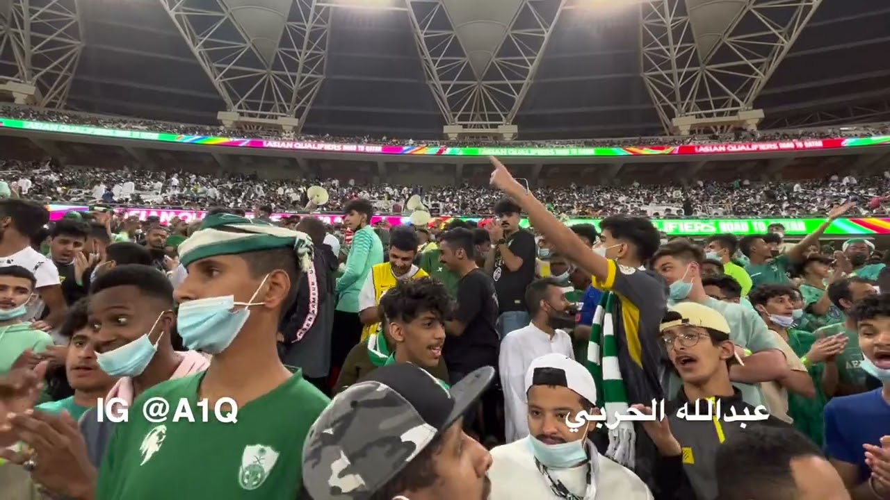 جمهور الاتحاد يردد اهزوجته في مباراة المنتخب هههههههههههههه