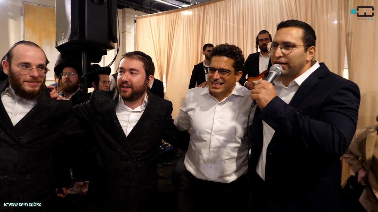 זמר נולד - השר יצחק וסרלאוף מתגלה כזמר מחונן בקומזיץ בחתונה חרדית 🎼