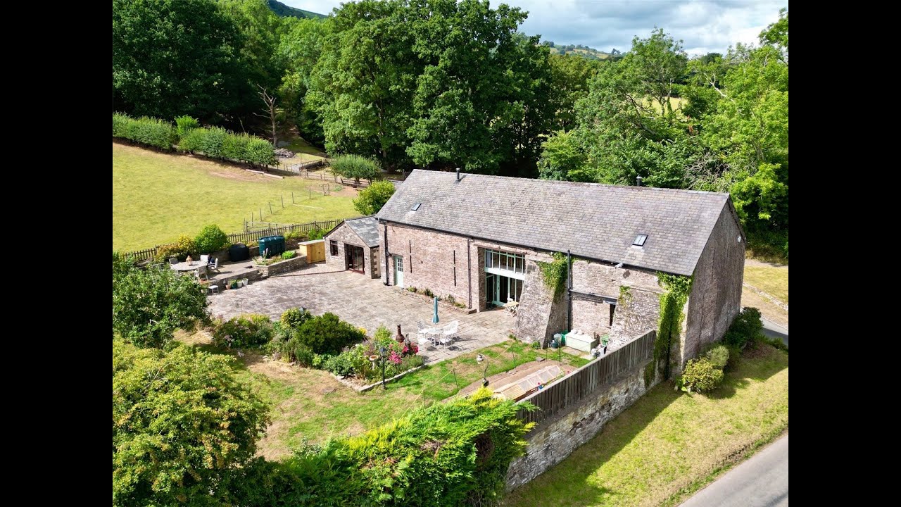 Castle Barn, Pencelli, Brecon, Powys - For Sale