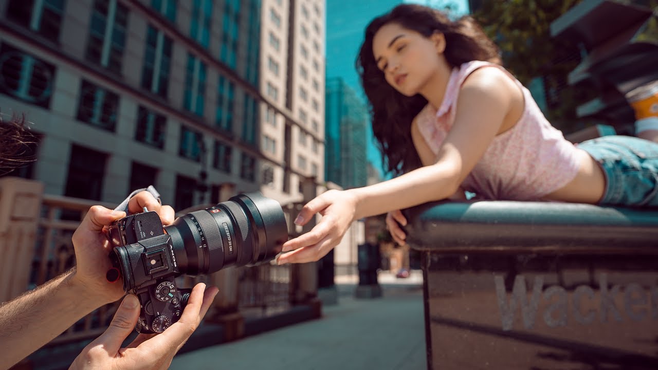 INSANE ultra wide Portraits with the Sony 12-24mm F2.8!