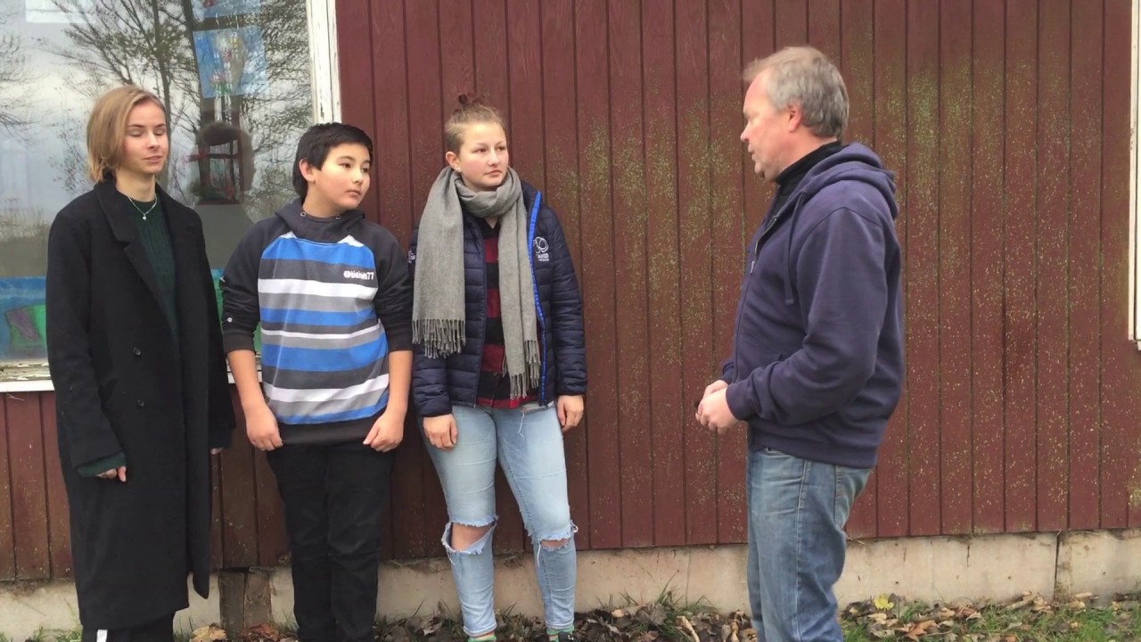 Ned med asbestbarakken - støt Samsø Friskole med små og store beløb: www.booomerang.dk