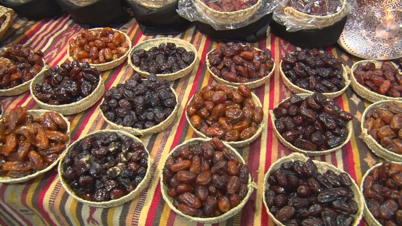 معرض التمور العمانية Oman Dates Exhibition