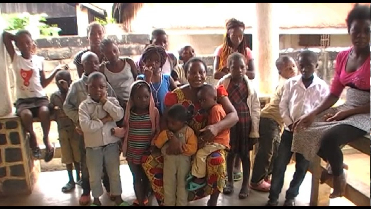 Orphelinat Sainte Thérèse de l'enfant Jésus d'Akonolinga ( Cameroun)