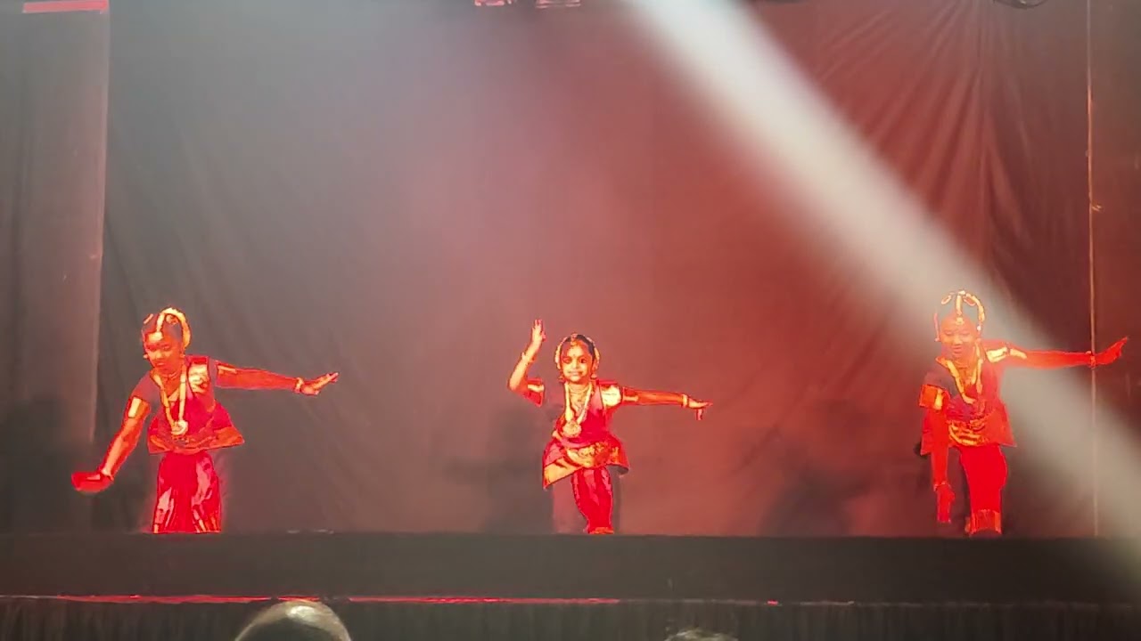 Group dance - Pushpanjali @ Mariamma temple, Urwa