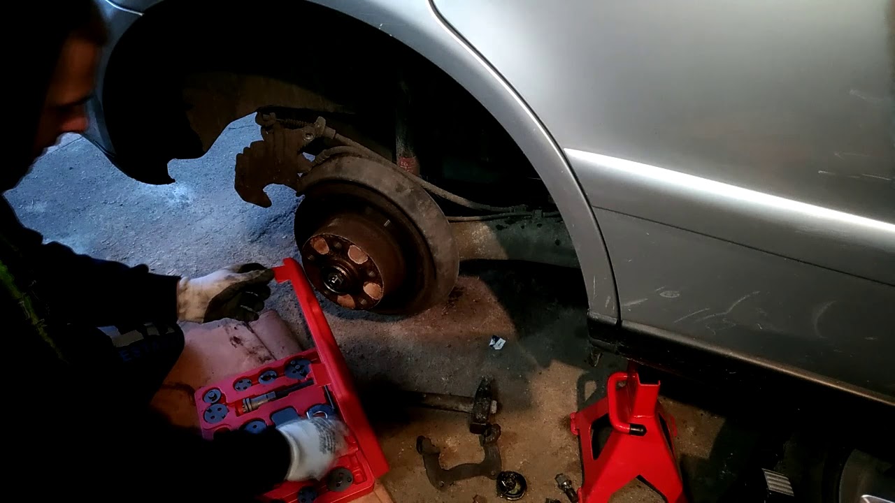WYMIENIAM TARCZE I KLOCKI AUDI A4B5