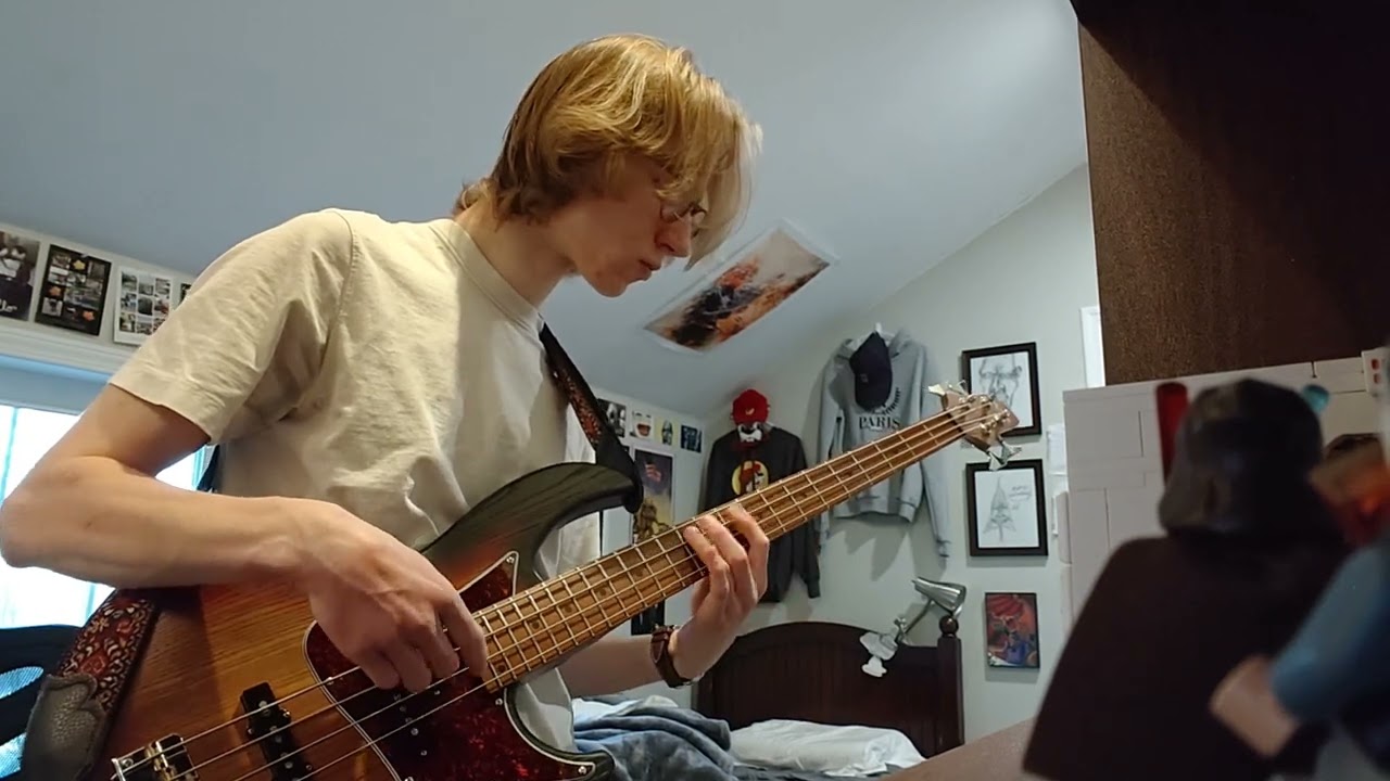 Hysteria - Muse (snippet)