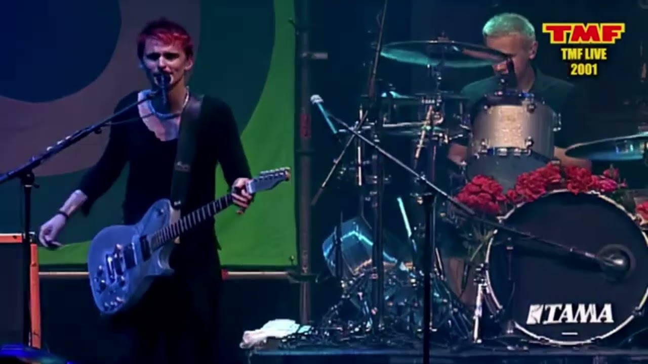 Muse - Bliss (HD), Lowlands Festival, Buddinghuizen, Netherlands  8/24/2001