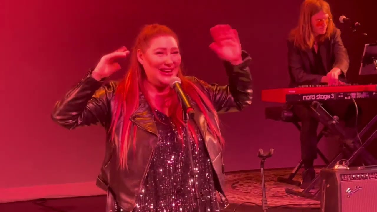 TIFFANY - I Think We’re Alone Now LIVE - Seattle 2024