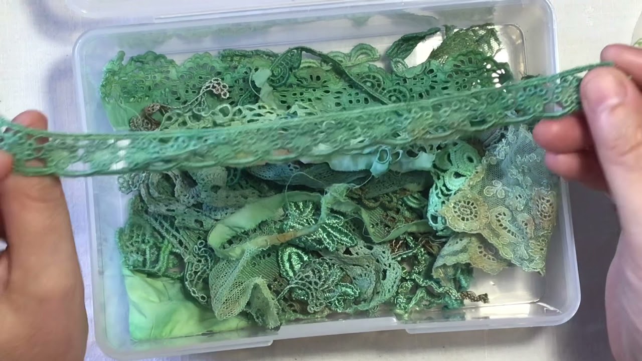 #roxysjournalofstitchery  l Ep14: adding feature elements and hand dyeing lace
