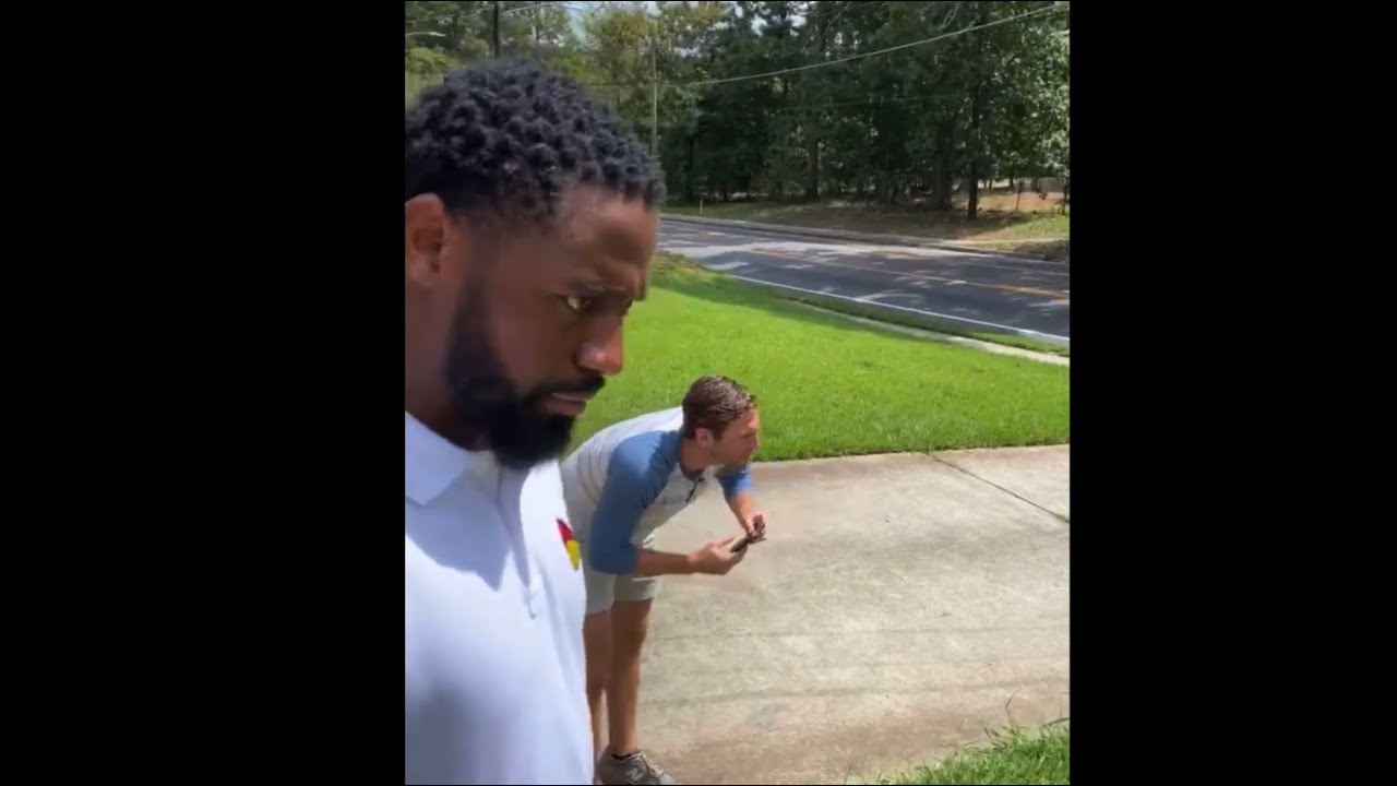 Kountry Wayne- When your new neighbors complain about your grass not being cut 😄