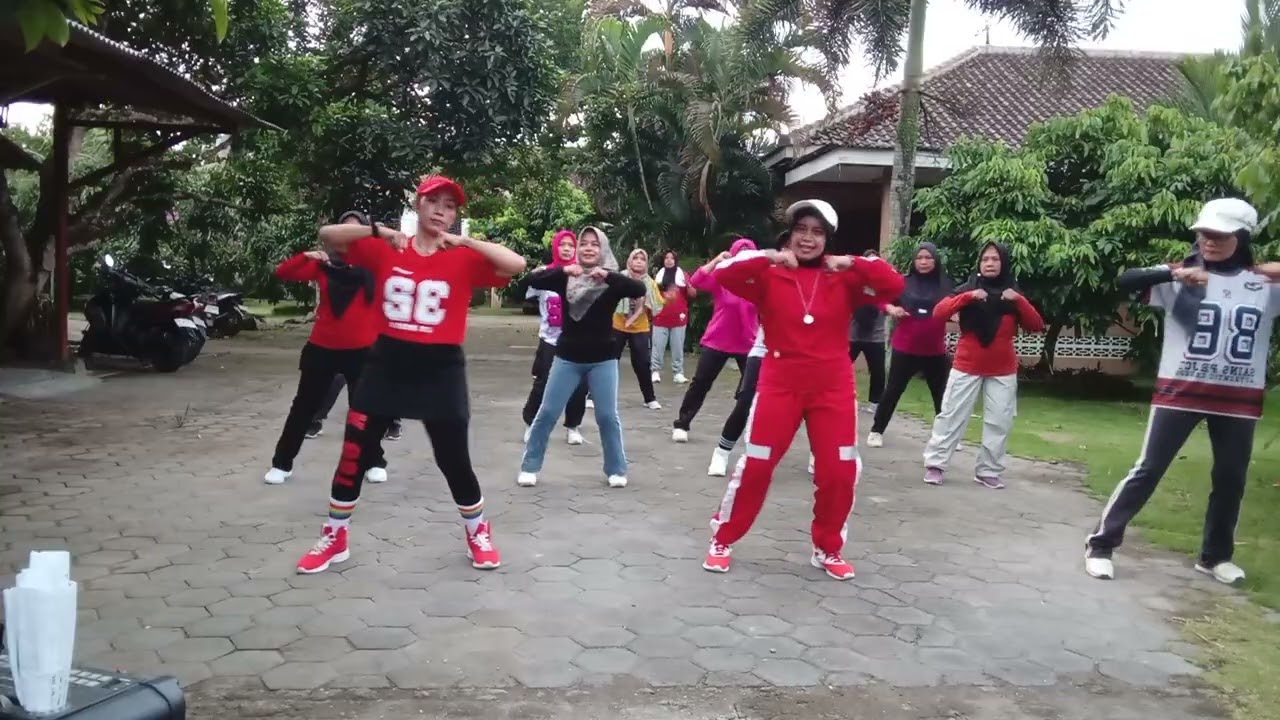 Senam Kreasi_Duh Denok Gandulane Ati_Cinta Tak Terpisahkan