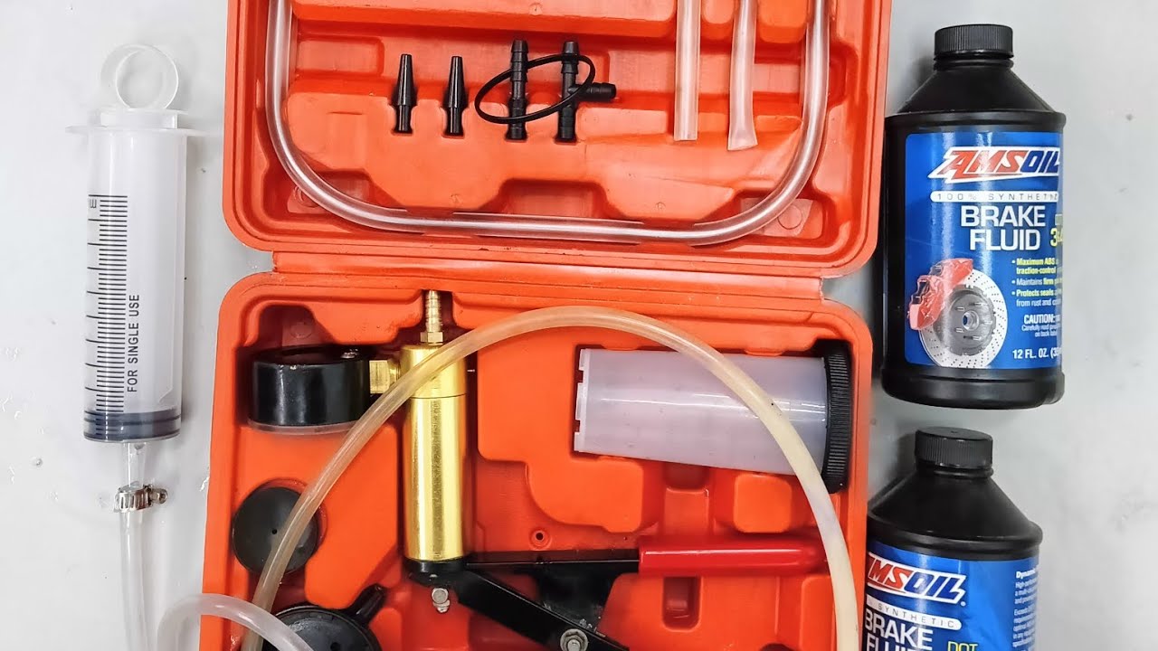 Changing new fluid the Rear brake.. Yamaha raptor 700