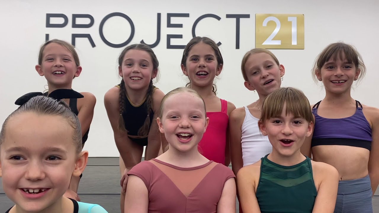 Q&A WITH THE SEASON 6 MINIS!!!