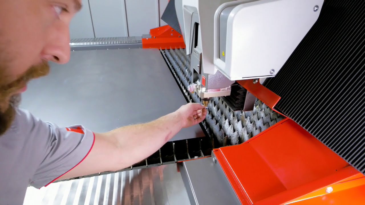 Bystronic Fiber Laser Cutting System Features - Automatic Nozzle Centering