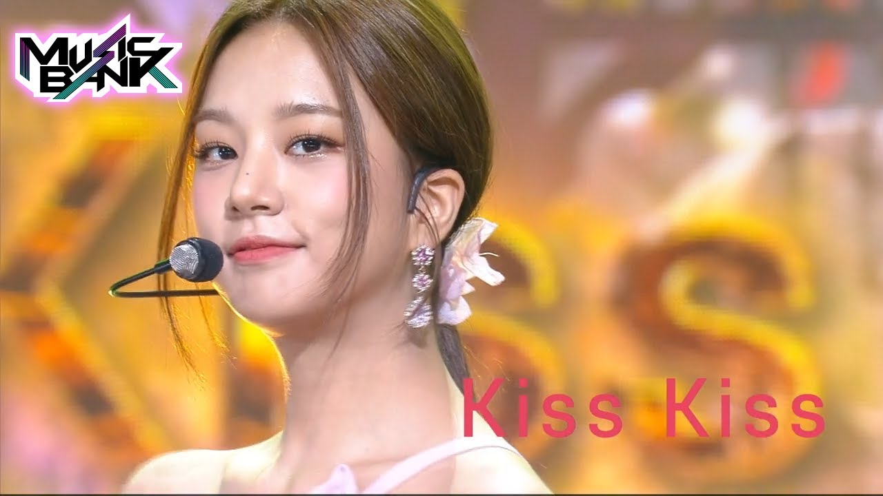 LABOUM(라붐) - Kiss Kiss (Music Bank) | KBS WORLD TV 211105