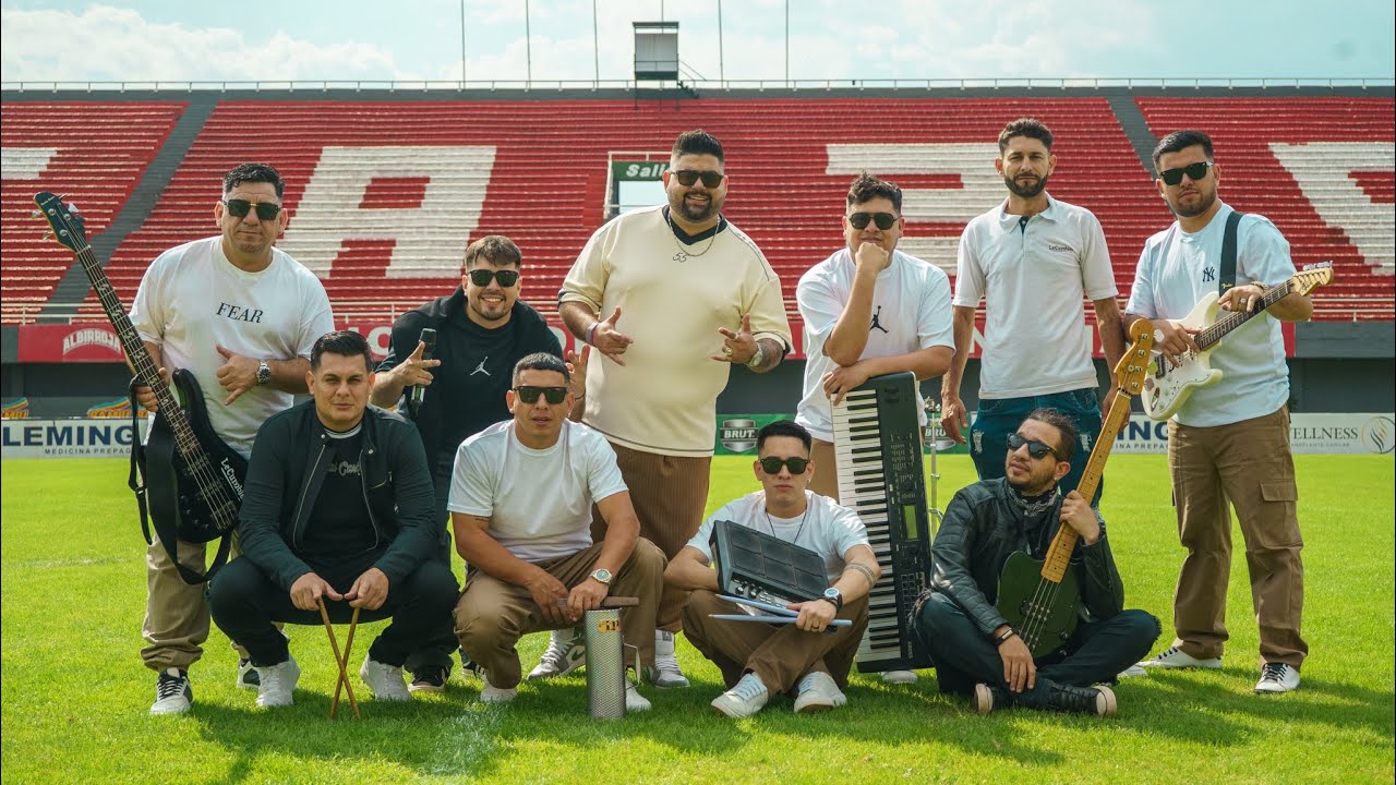 LeCumbiee ft. Urband - Felices Perdidos 