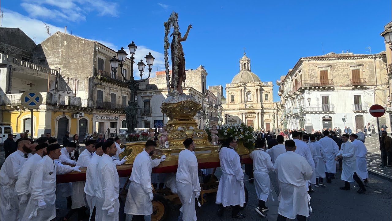 Uscita e Processione mattutina del Cristo Risorto ‘23. Paternò (CT)