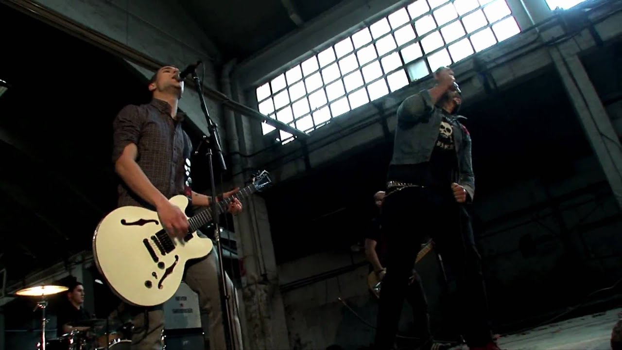 Never Surrender - Langileentzat