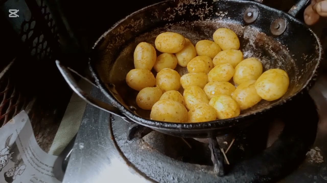 ঘরে থাকা মশলা দিয়ে দোকানের মত স্বাদ এনে কাচ্চি রান্না করুন খেতে দারুণ মজা