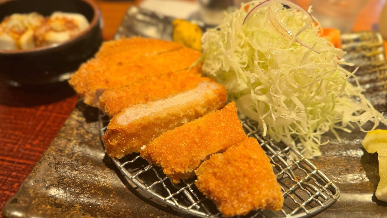 【新潟食堂】タレかつ丼の名店であえてノーマルなとんかつ定食を食べました。