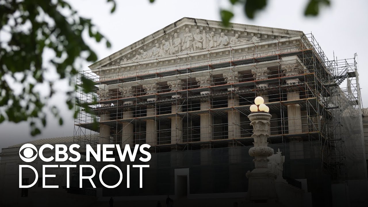 Supreme Court temporarily blocks deportations under Alien Enemies Act