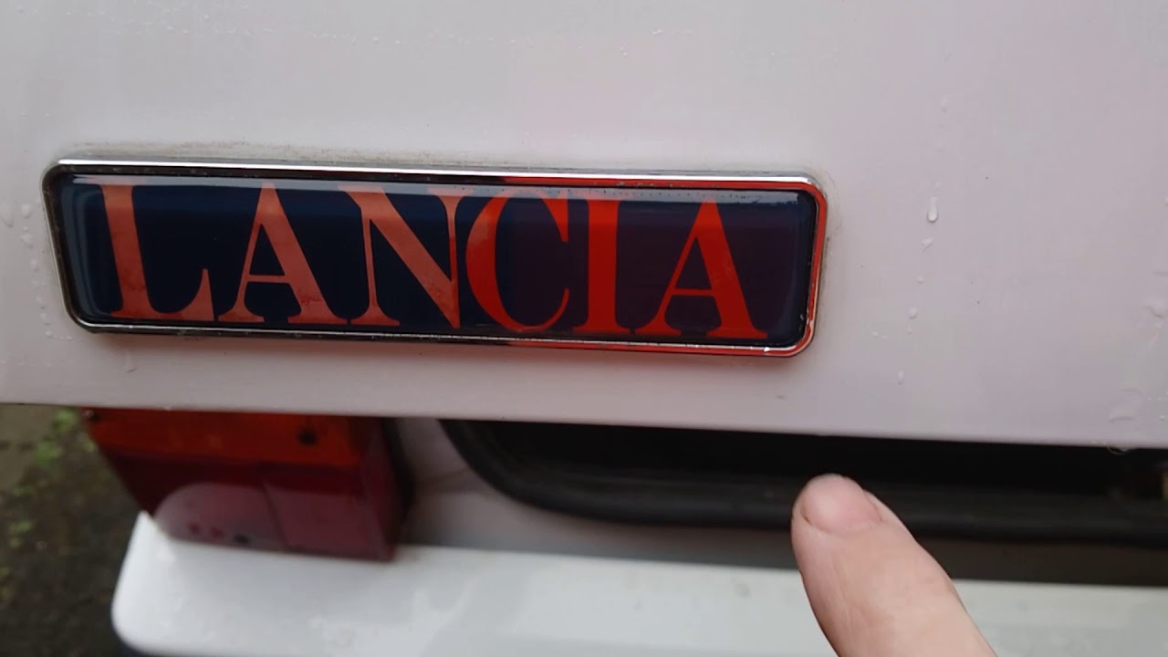 Replacing Boot Badges Lancia Delta HF Turbo