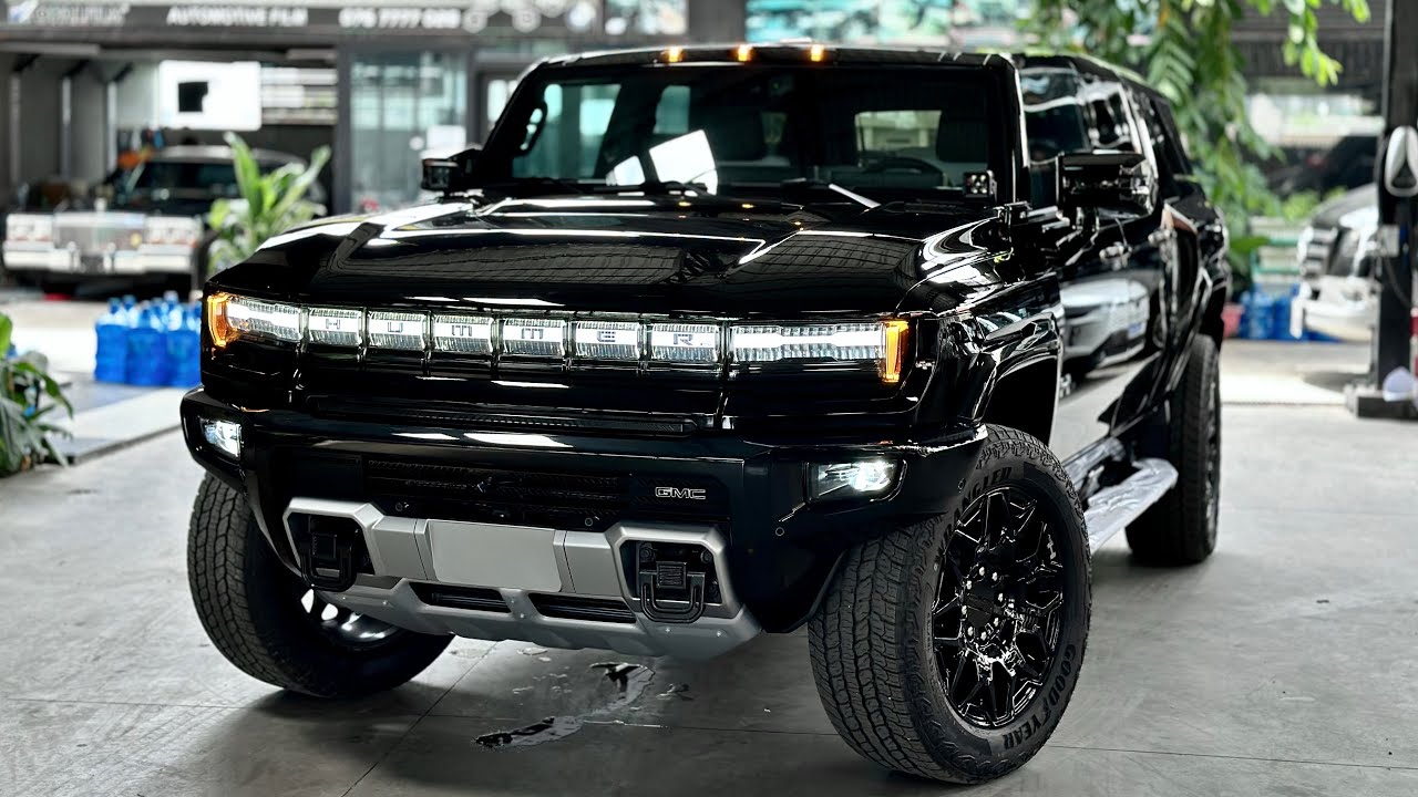 New GMC Hummer EV ( 2024 ) - Electric Luxury SUV in Detail