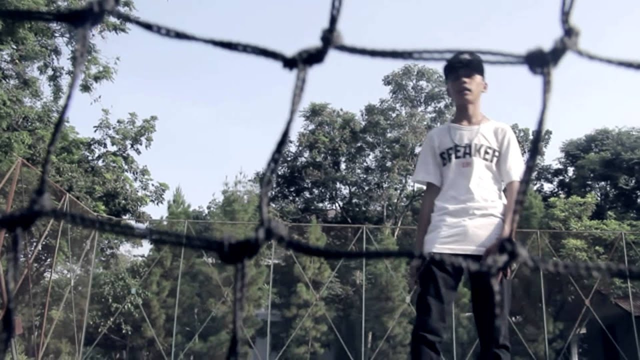 Gua Gak Perduli (Crispy All Day) - Eimway ft Mr. Med & Haris Muhammad (Mike Will Made It #23 Cover)