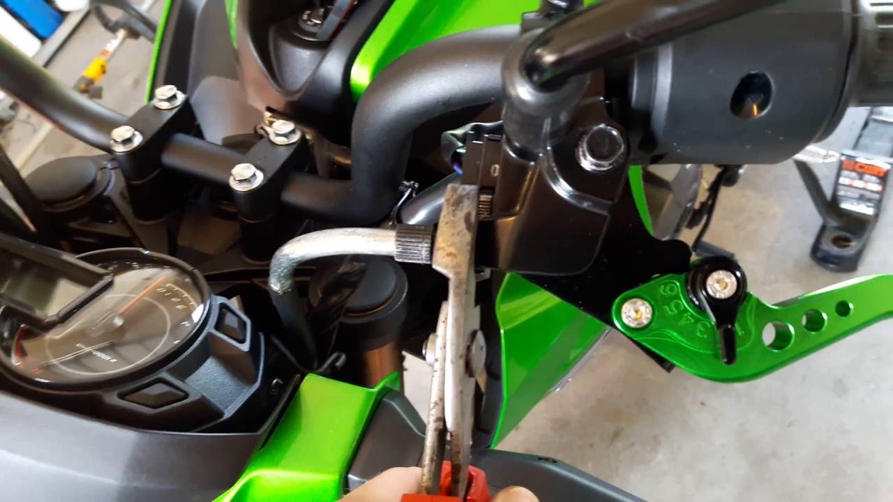 Kawasaki z125 pro clutch adjustment.