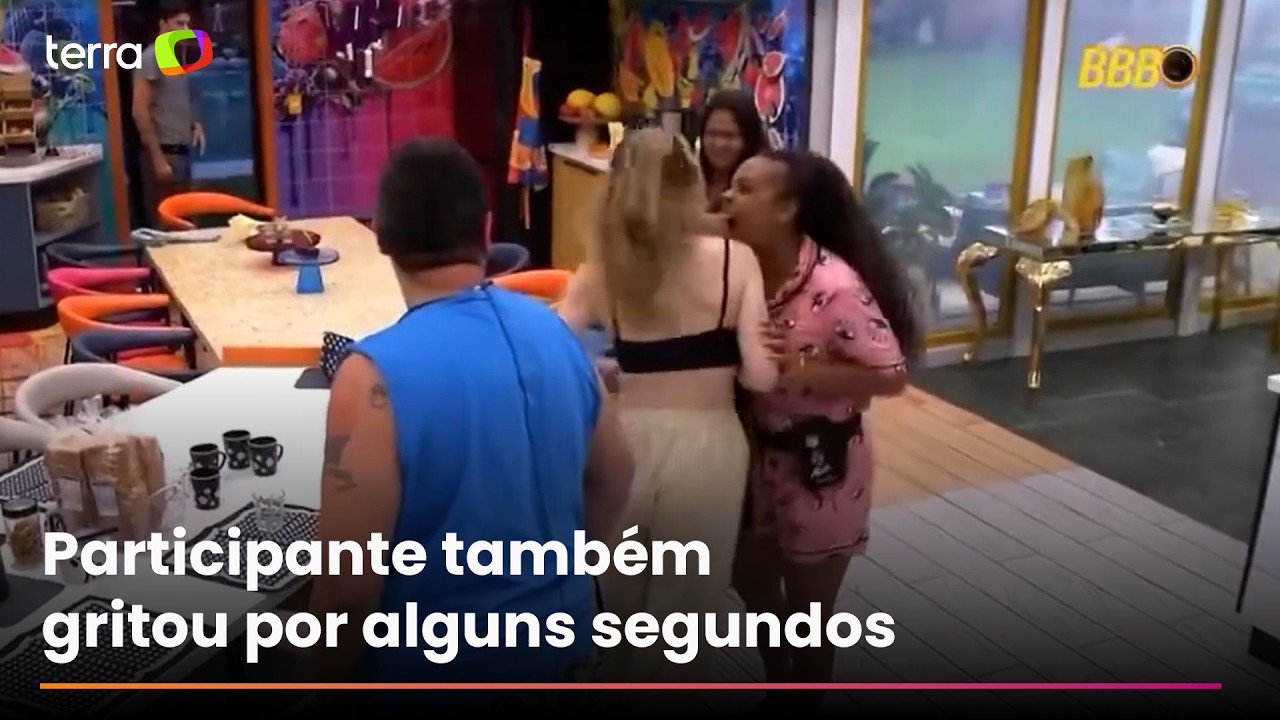 Sol Vega &lsquo;agarra&rsquo; Ana Paula Renault durante caf&eacute; da manh&atilde; no BBB26; veja momento