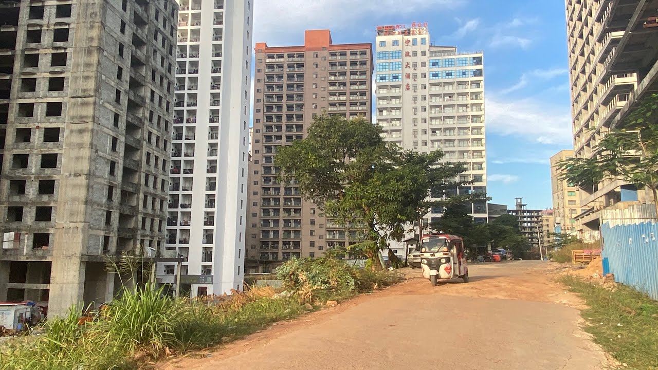 Narrow Roads-Sihanoukville#travelblog #travel #beach #automobile #roadtrip#vacation
