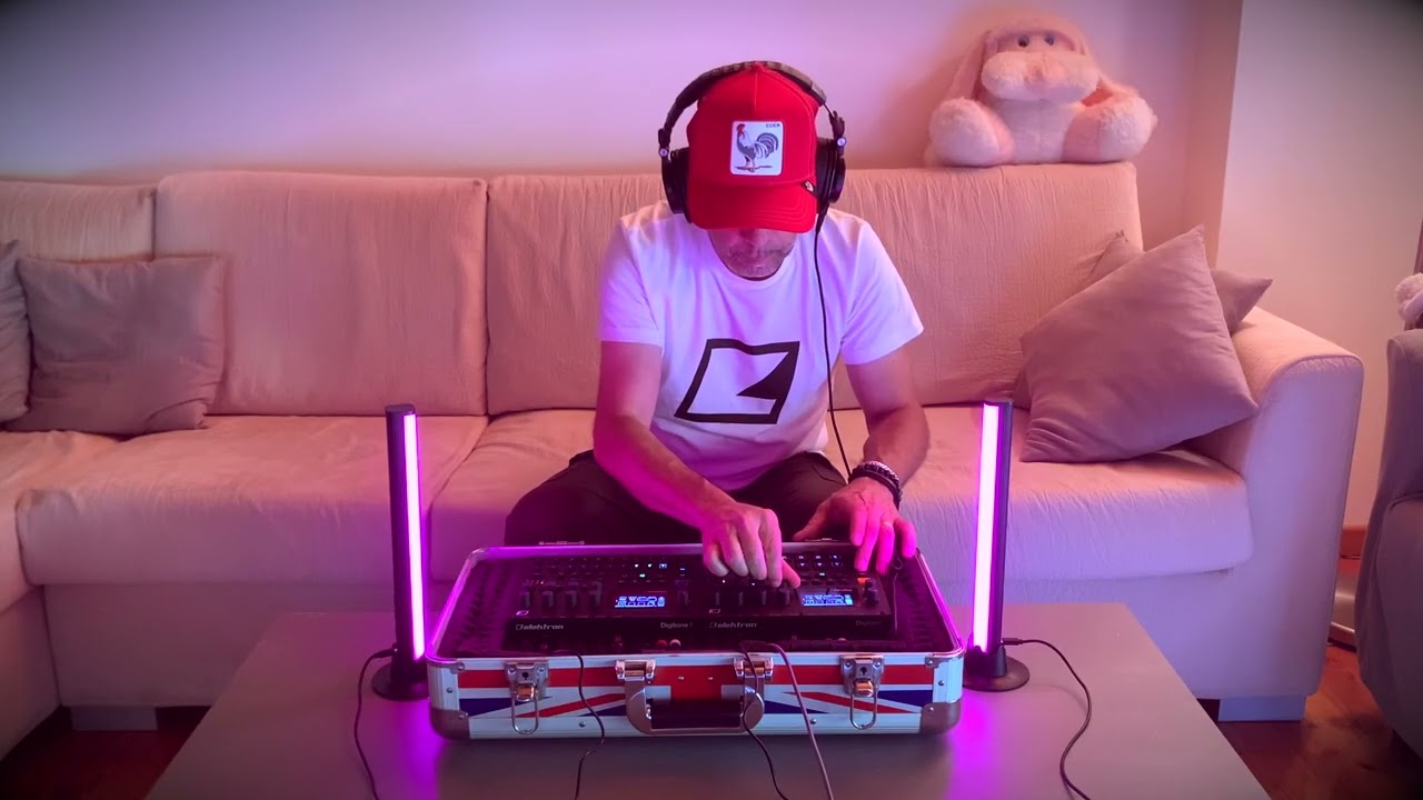 DIGITAKT 2 +DIGITONE 2 TECHNO LIVE 148 BPM ( Alex Fain )