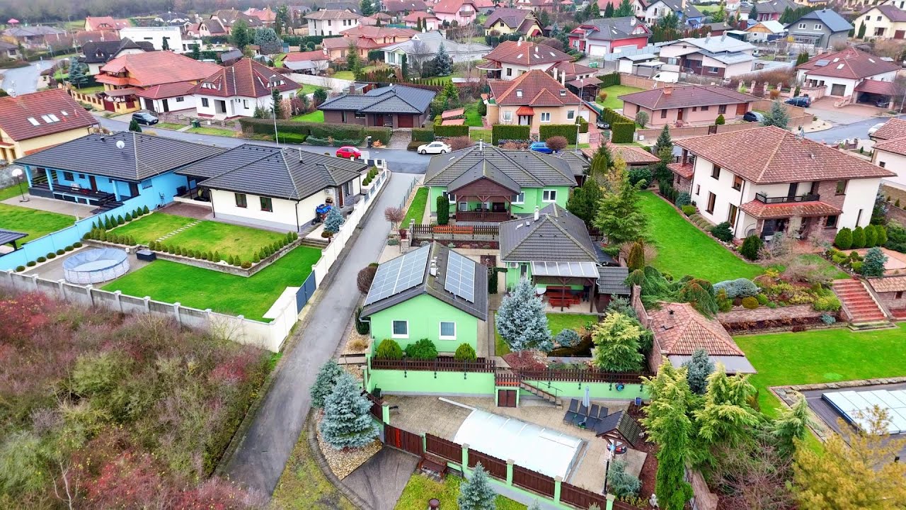 PREDAJ LUKRATÍVNY RODINNÝ DOM - RIMAVSKÁ SOBOTA - SOBOTKA  206-12-ANOE