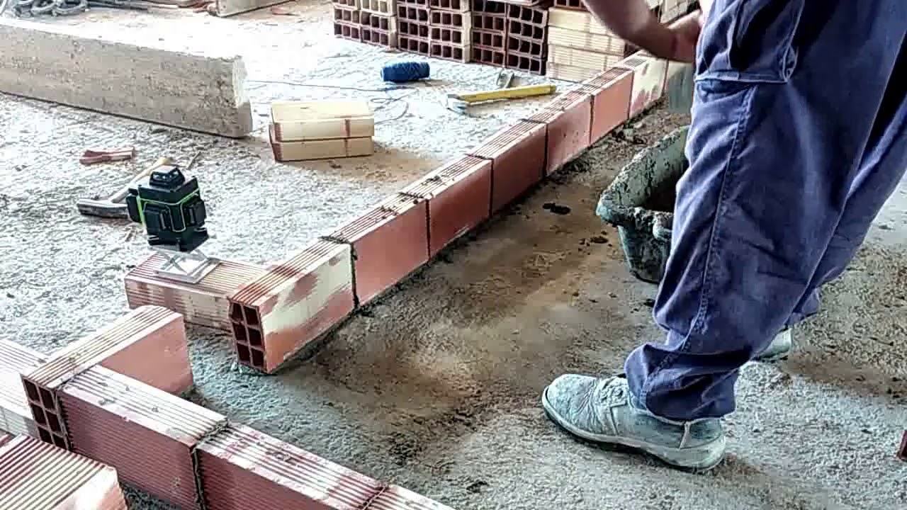 طريقة بناء طوب أحمر بجهاز أليزر