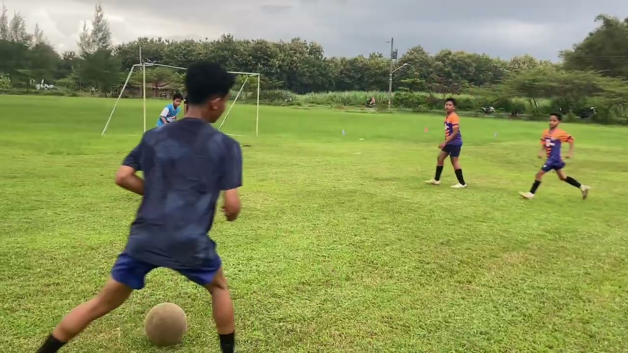 PUTUS ASA HARAM bagi “DIBOLA “untuk selalu mendidik Anak2 yg pingin bisa MAIN BOLA