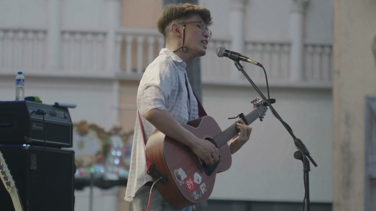 Hannah + Gabi - Everything Refuses to Move (NOMAD Live Performance)
