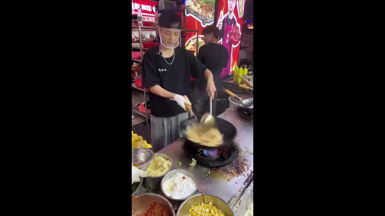 Live streaming of streetfood for Andy哥